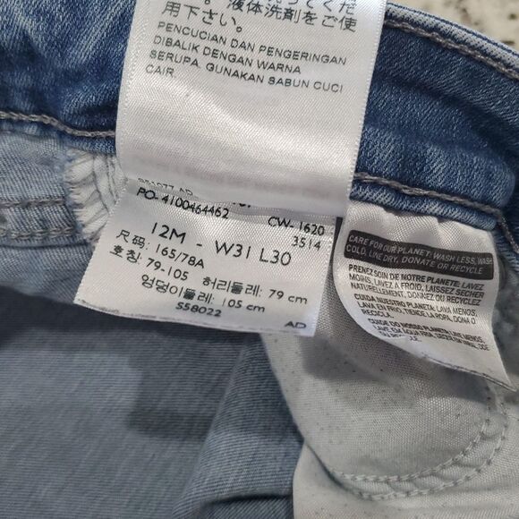 Levis Classic Mid Rise Skinny Womans Jeans, Size 31 - Picture 8 of 8